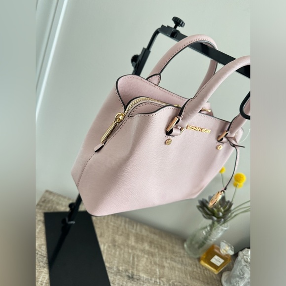 NWT MICHAEL KORS SAVANNAH BLOSSM  SMALL SATCHEL SAFFIANO LEATHER - Picture 2 of 10